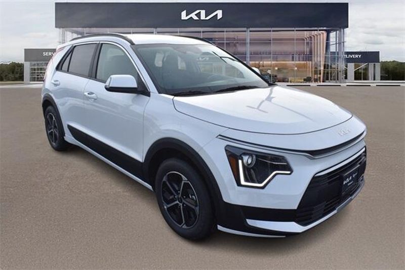 New 2025 Kia Niro EXImage 10