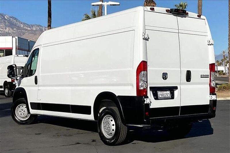 2023 RAM ProMaster 2500 High RoofImage 10