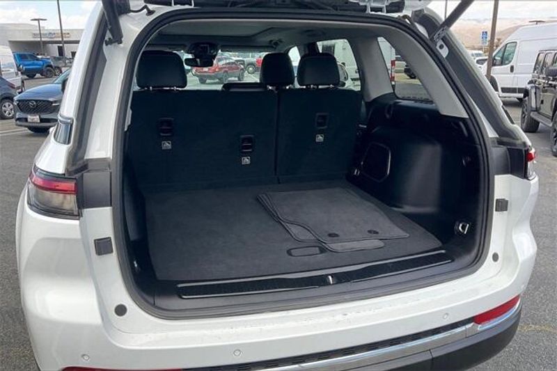 2022 Jeep Cherokee Limited 4xe photo 32