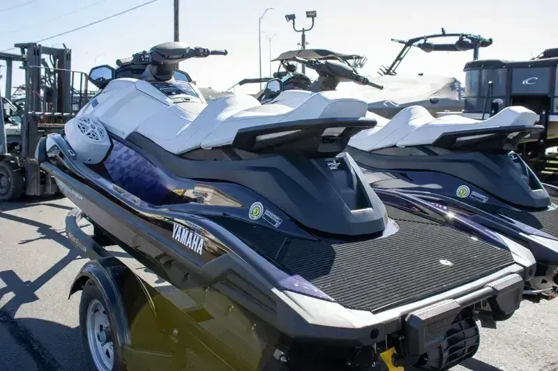 NEW 2026 YAMAHA VX CRUISER HO WITH AUDIO Image 4