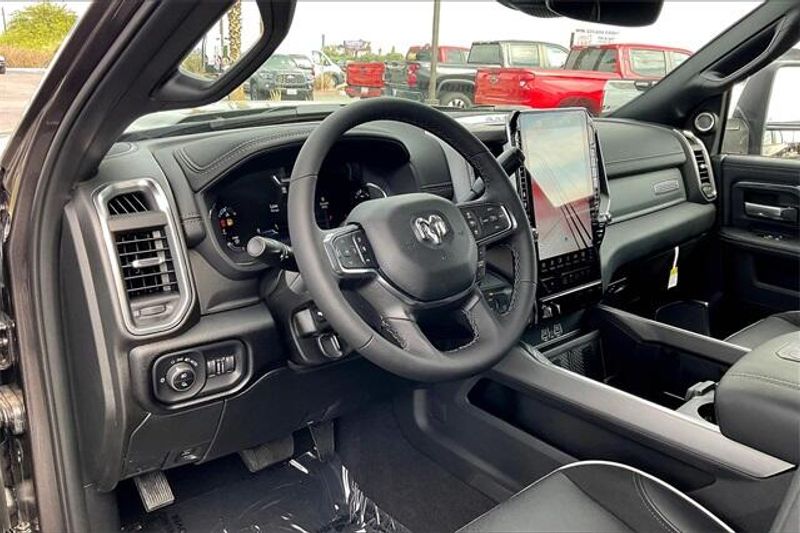 2025 RAM 2500 Laramie Mega Cab 4x4 6