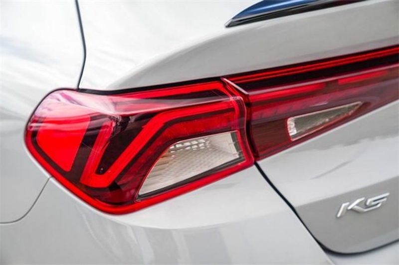 2022 Kia K5 GT-LineImage 9