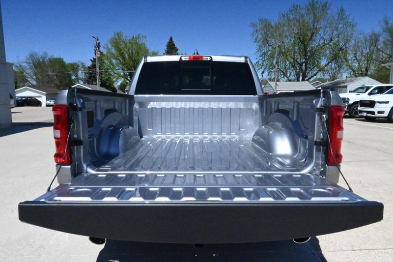 2025 RAM 1500 Big HornImage 9