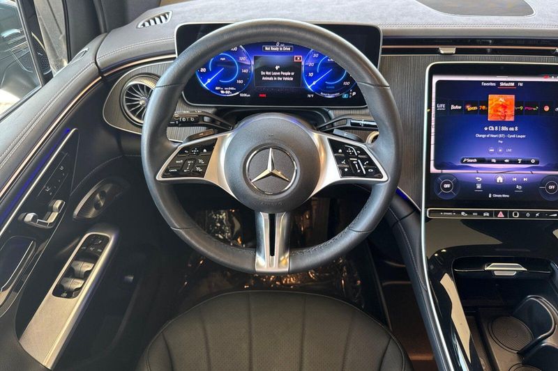 Used 2025 Mercedes-Benz EQE 350 SUVImage 16