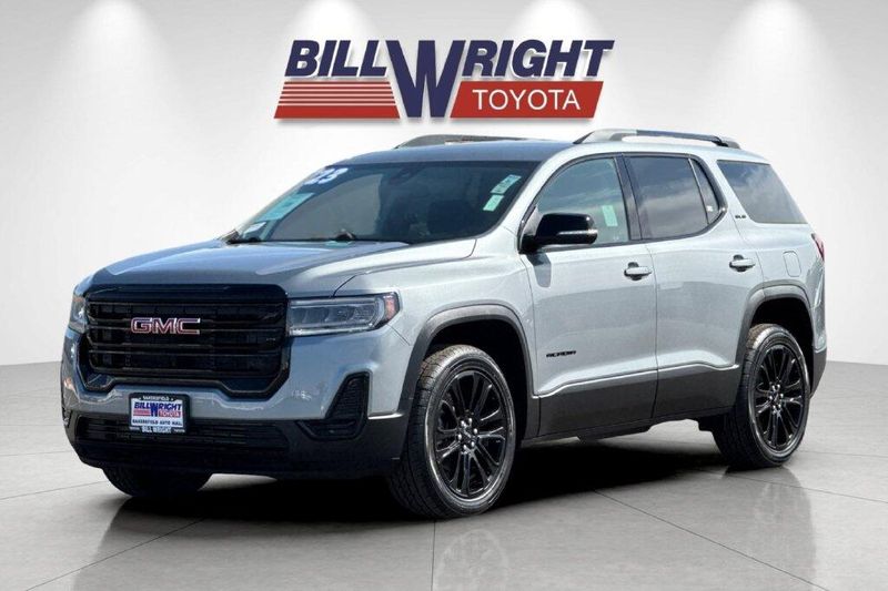 Used 2023 GMC Acadia SLEImage 7