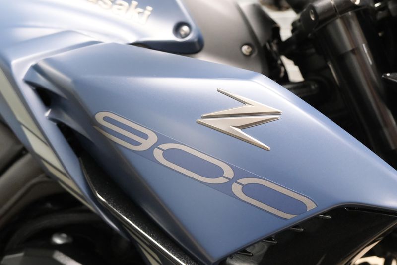 USED 2022 KAWASAKI Z900 ABS Image 11