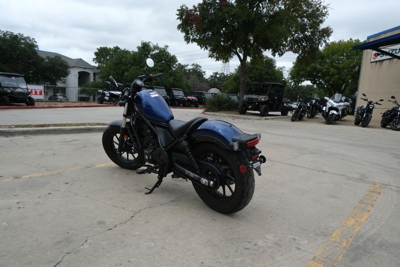 2021 Honda REBEL 300 ABS PEARL BLUEImage 2