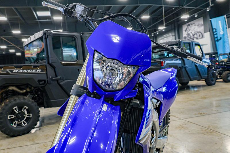 2025 Yamaha WR450F  TEAM BLUE Image 16