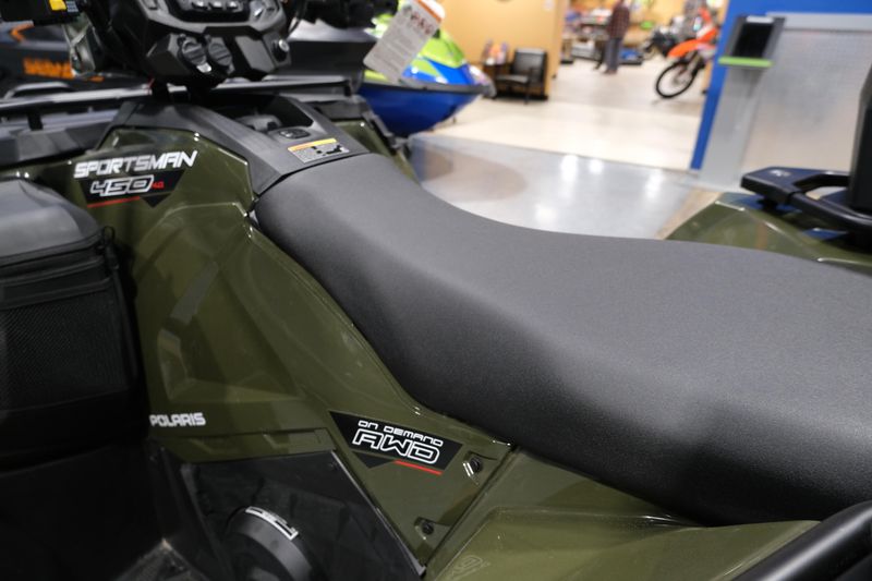 2025 Polaris SPORTSMAN 450 HO UTILITY SAGE GREENImage 11