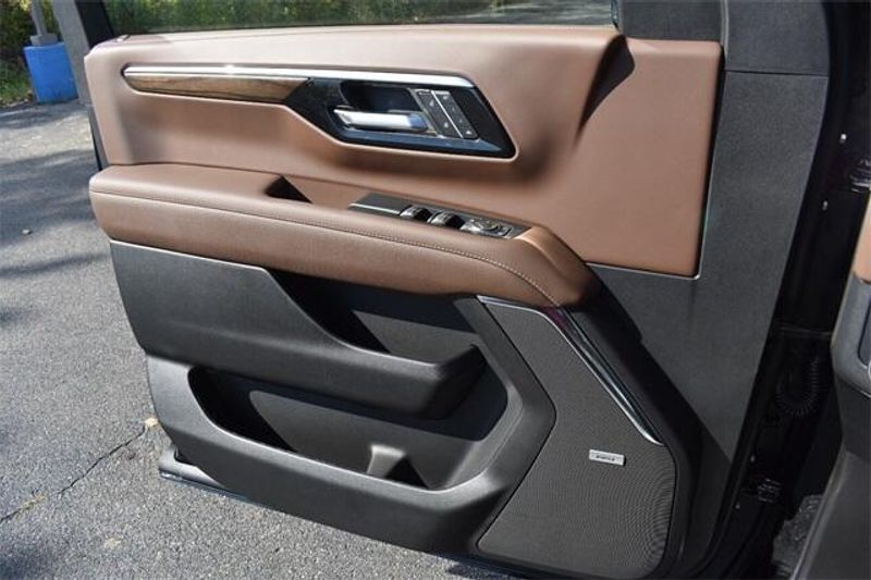 New 2026 Chevrolet Tahoe High CountryImage 43