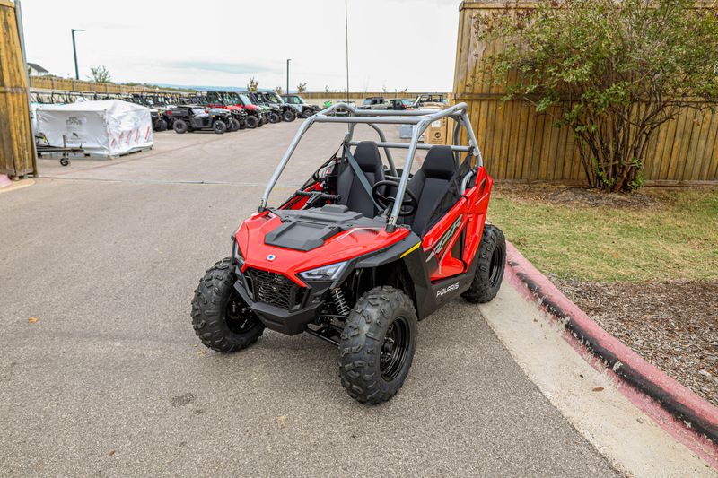NEW 2026 POLARIS RZR 200 EFI Image 10