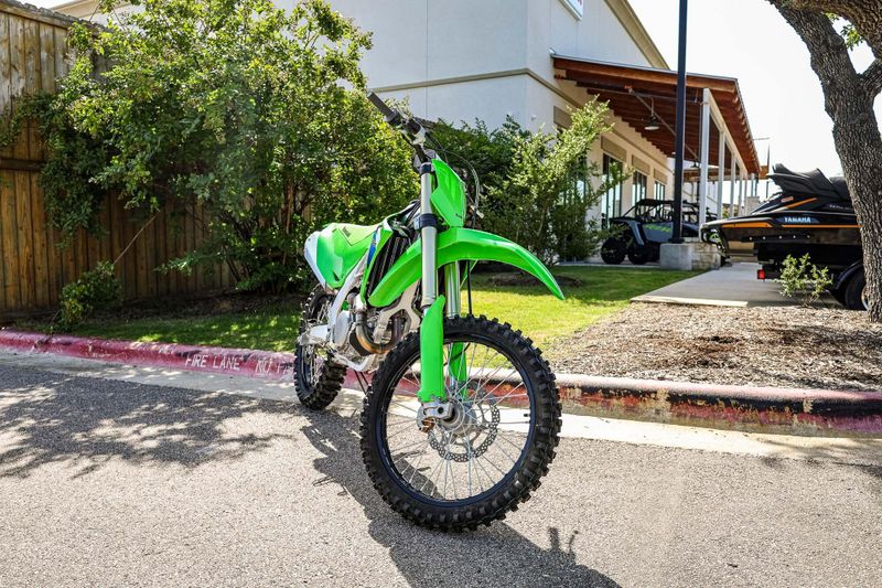 New 2026 Kawasaki KX450  LIME GREEN Image 1