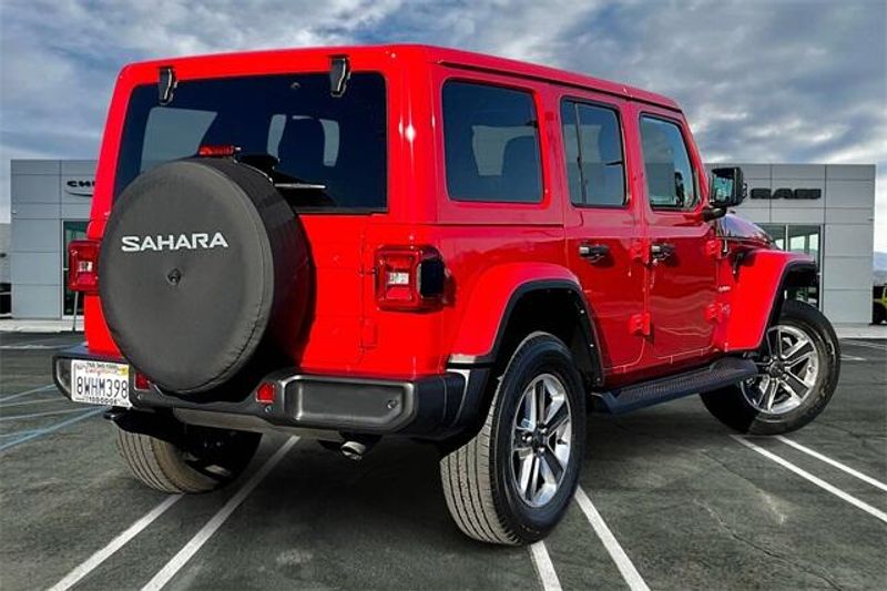 2021 Jeep Wrangler Unlimited SaharaImage 13