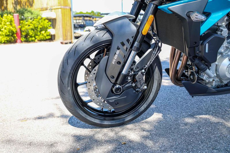 NEW 2026 CFMOTO 675NK Image 23