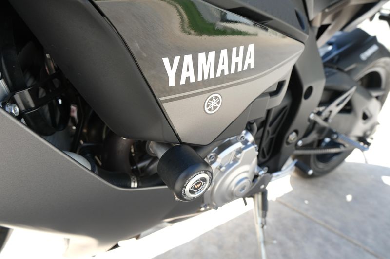 2016 Yamaha YZFR1 CAImage 9