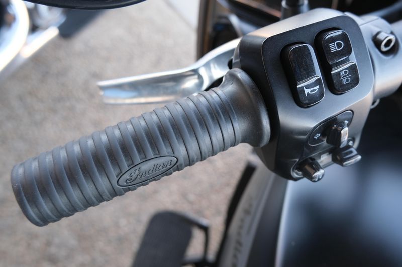 USED 2021 INDIAN MOTORCYCLE CHALLENGER DARK HORSE Image 8