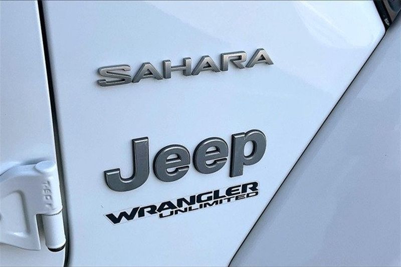 2018 Jeep Wrangler Unlimited SaharaImage 31
