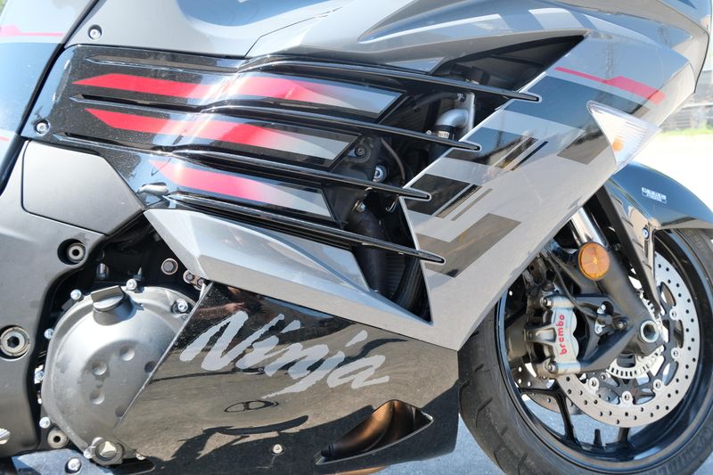 USED 2022 KAWASAKI NINJA ZX14R ABS Image 12