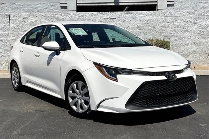 2022 Toyota Corolla LEImage 12