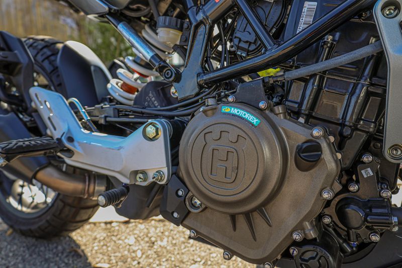 USED 2020 HUSQVARNA VITPILEN 401 Image 17