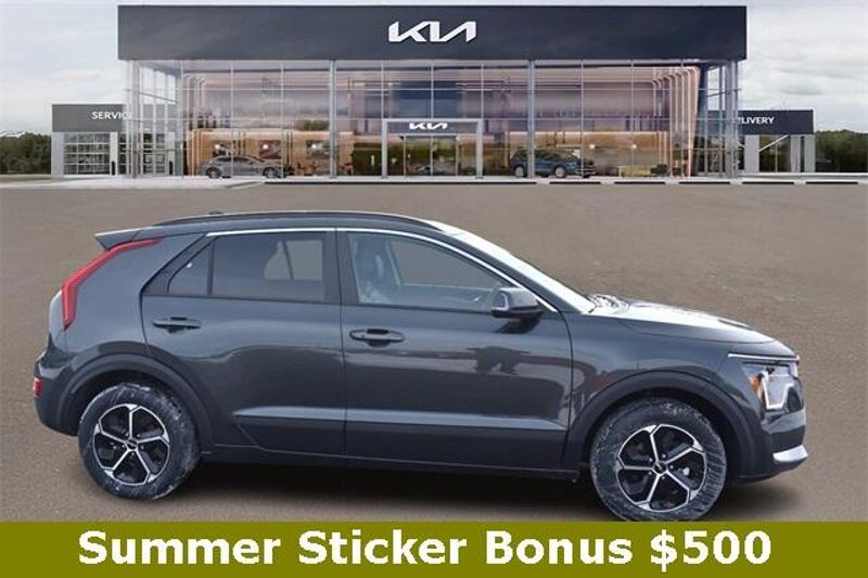 2025 Kia Niro EXImage 2