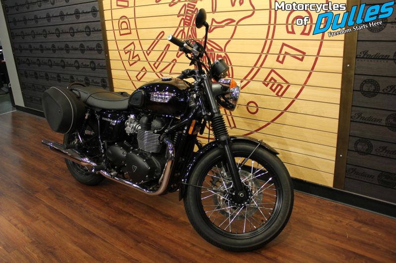 Used 2016 Triumph T100 Image 2