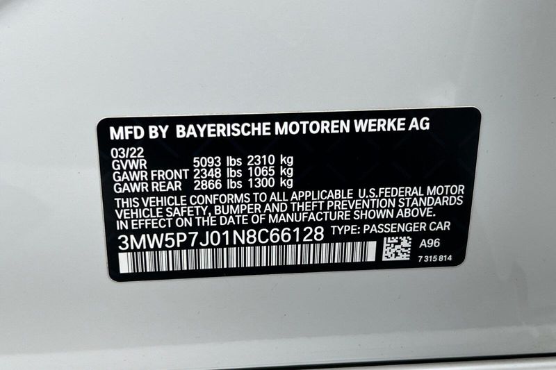 2022 BMW 3 Series 330e iPerformanceImage 24