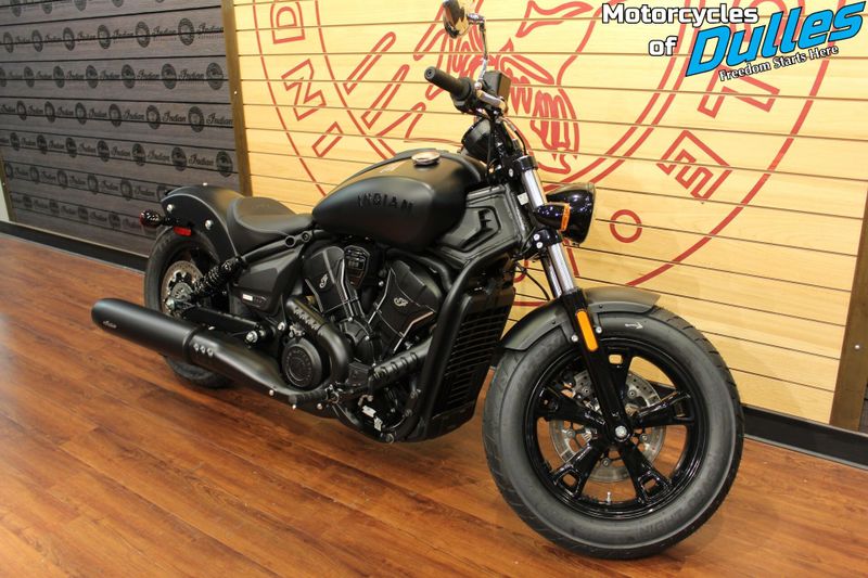 2025 Indian Motorcycle Scout Sixty Bobber Limited Image 2