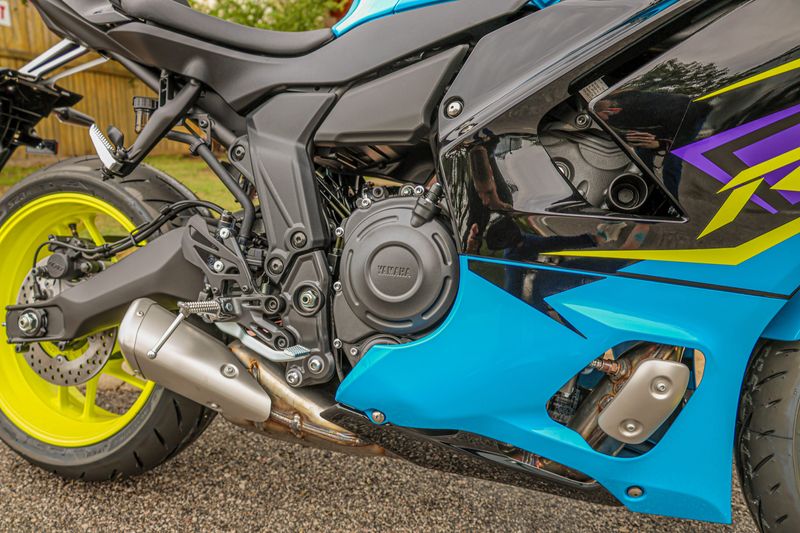 NEW 2026 YAMAHA YZFR7 Image 10