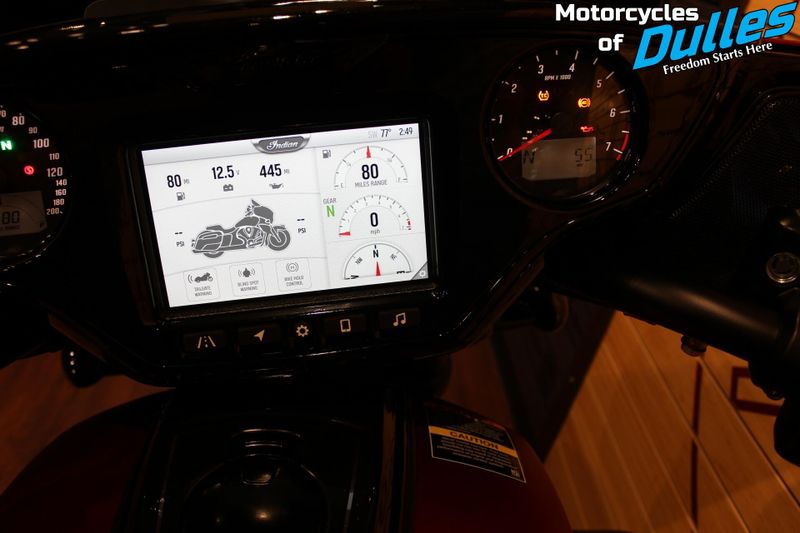 2025 Indian Motorcycle Chieftain Powerplus Dark Horse w/ 112ci + Rider Assist + Powerband Audio Image 11