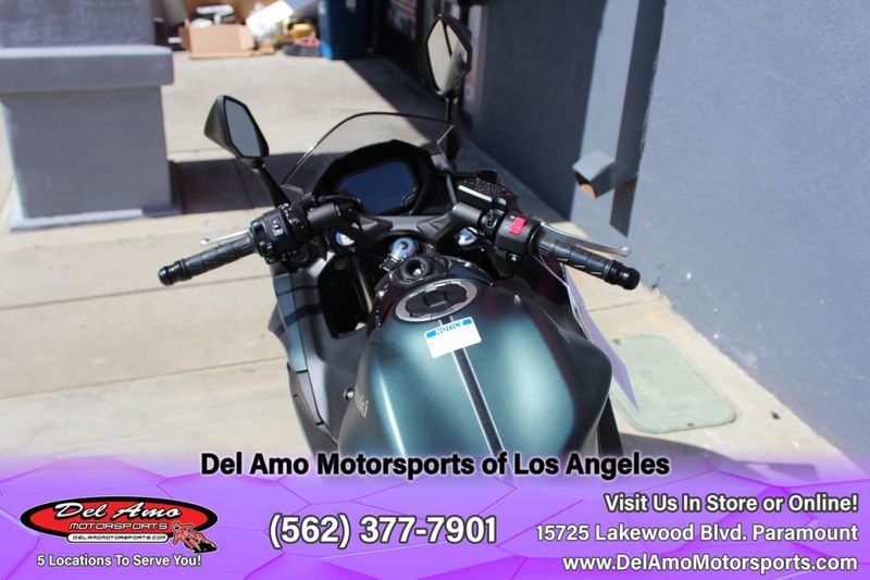 2025 Kawasaki NINJA 650 ABS Image 9
