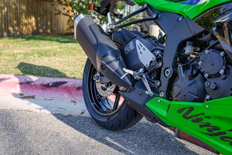 NEW 2026 KAWASAKI NINJA ZX6R ABS Image 13