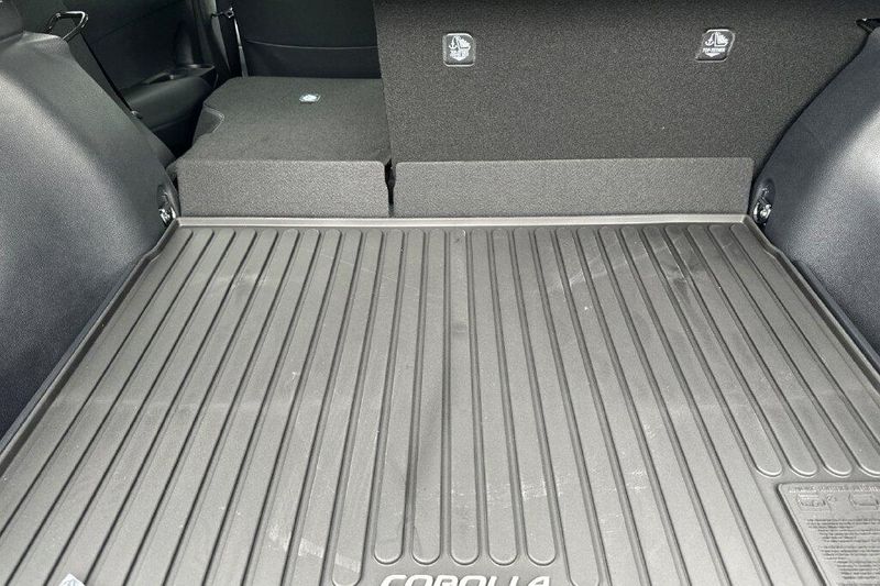 New 2026 Toyota Corolla Cross XLEImage 16