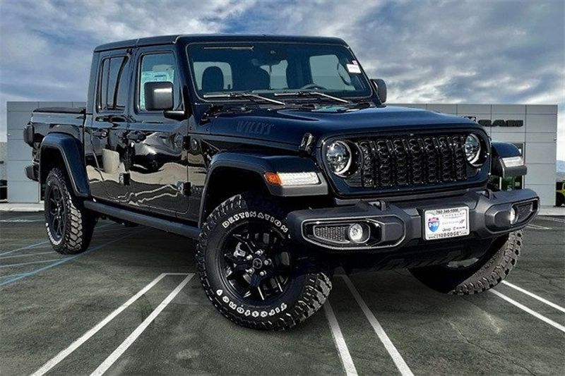 2024 Jeep Gladiator Willys 4x4Image 14