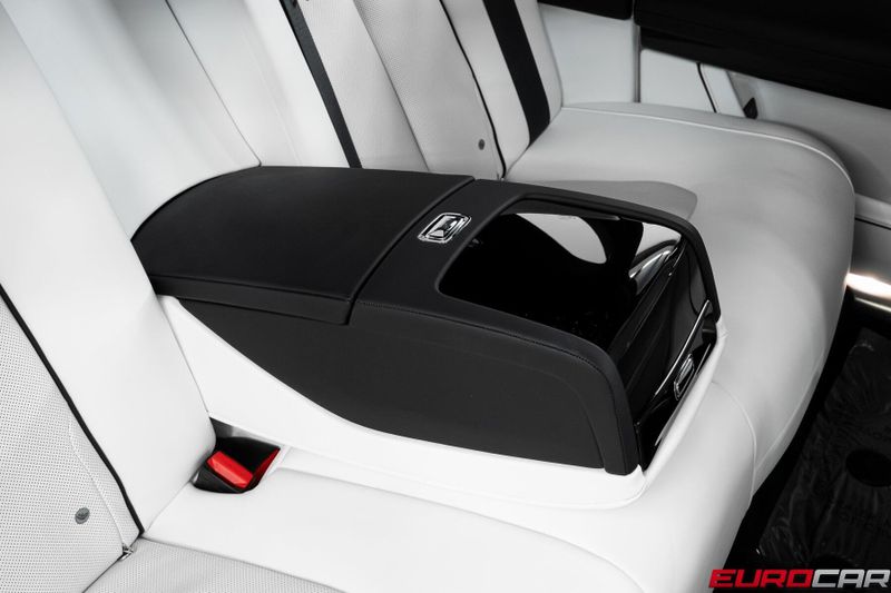Used 2024 Rolls-Royce Ghost *STARLIGHT HEADLINER*Image 39