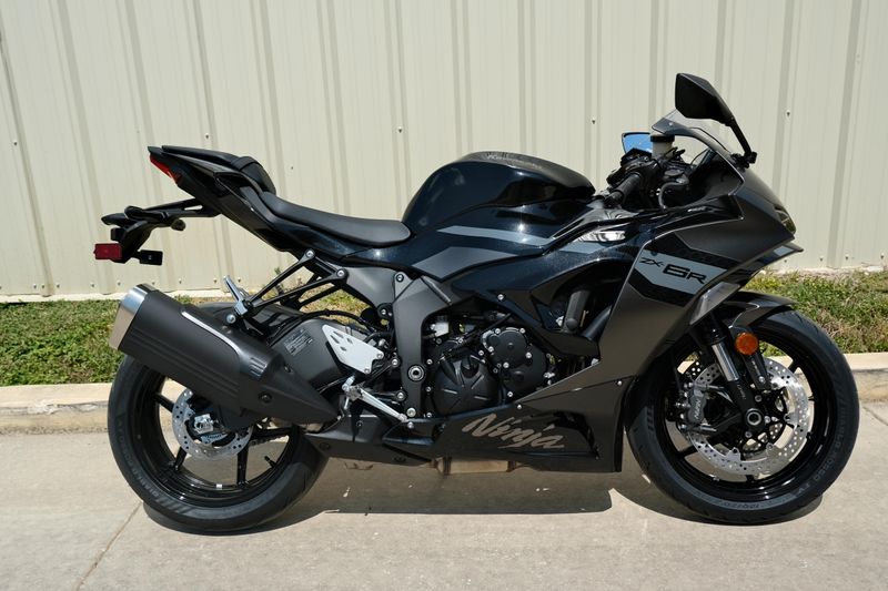 NEW 2026 KAWASAKI NINJA ZX6R ABS Image 2