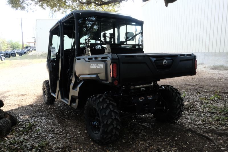 2025 Can-Am DEFENDER MAX DPS HD10 STEALTH BLACKImage 16