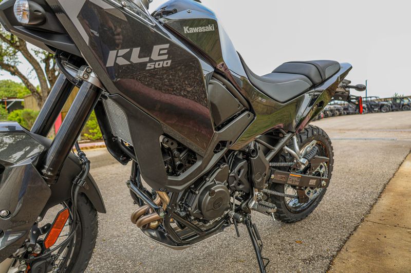 NEW 2026 KAWASAKI KLE 500 ABS Image 2
