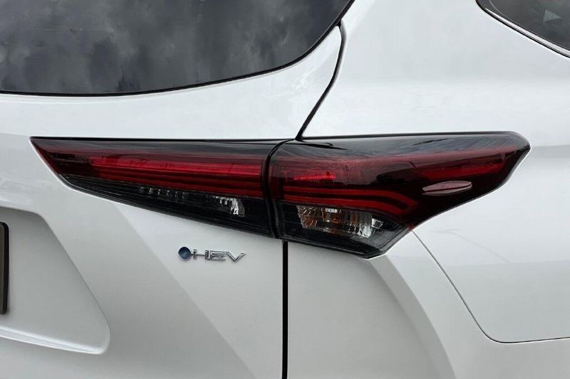 New 2026 Toyota Highlander Hybrid PlatinumImage 31
