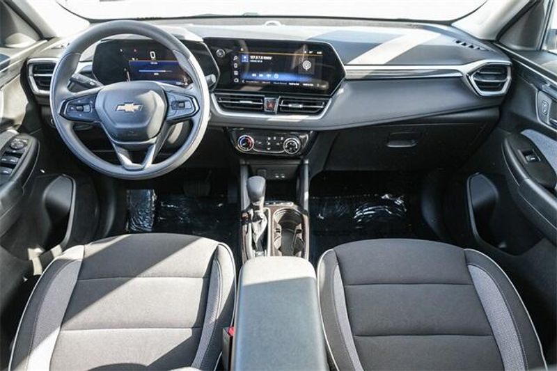 2024 Chevrolet TrailBlazer LTImage 13