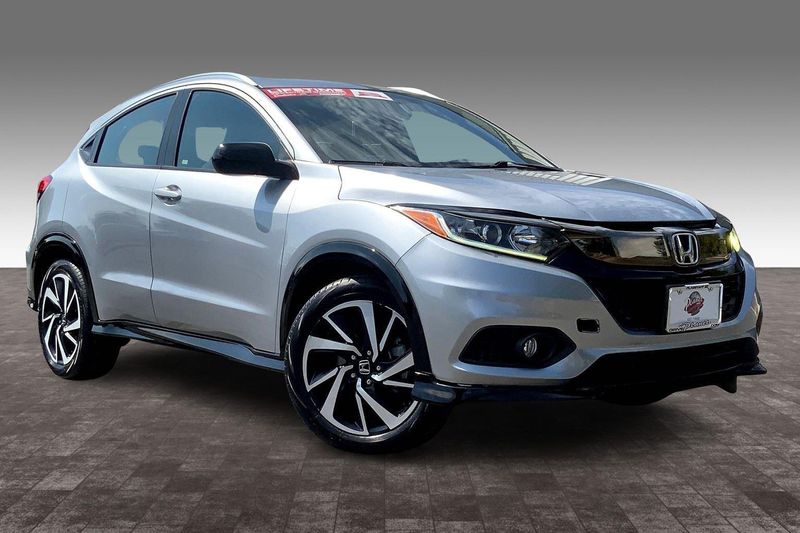 2019 Honda HR-V Sport photo 2