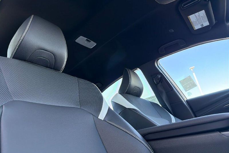 New 2026 Toyota Camry SEImage 17