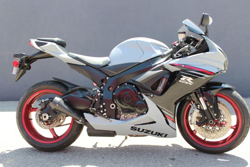 2023 Suzuki GSX-R600 CA Image 7