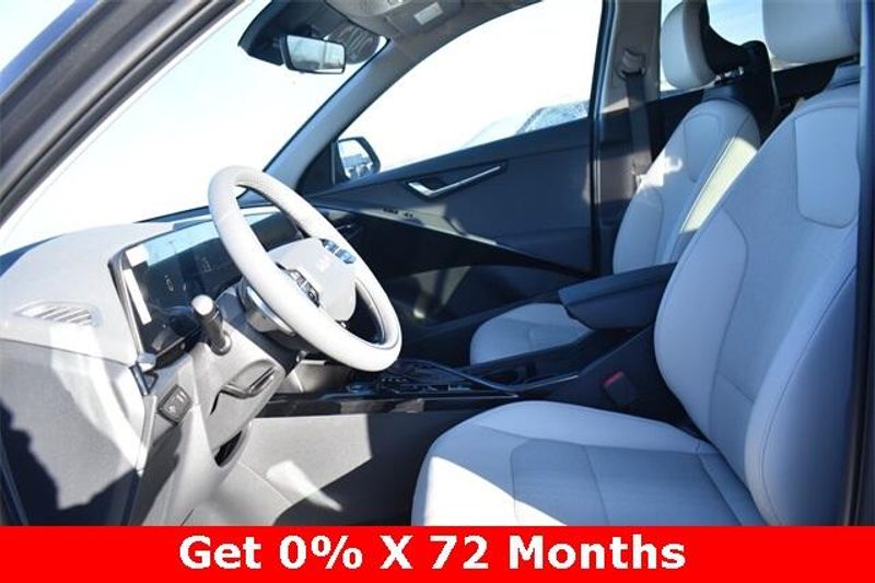 New 2025 Kia Niro EXImage 22