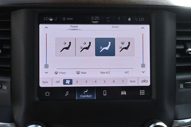 2022 RAM 1500 LaramieImage 21