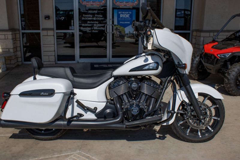USED 2019 INDIAN MOTORCYCLE CHIEFTAIN DARK HORSE Image 1