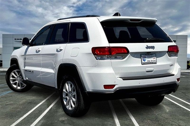 2021 Jeep Grand Cherokee Laredo XImage 10