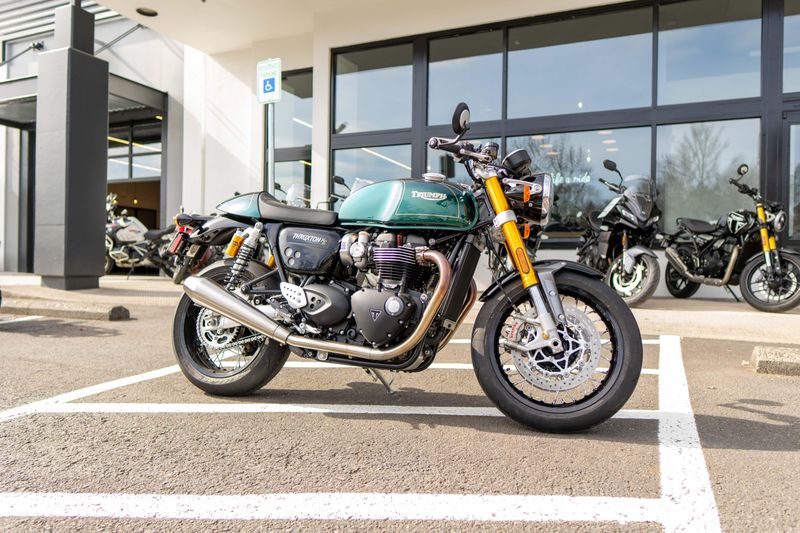 2025 Triumph Thruxton