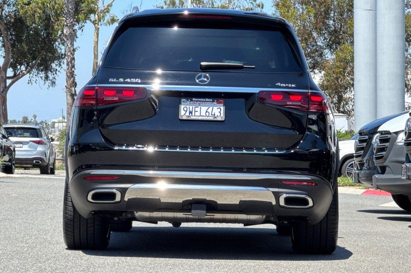 Used 2026 Mercedes-Benz GLS 450Image 5