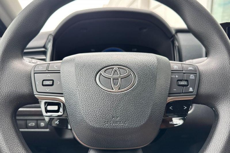 New 2026 Toyota Camry LEImage 24